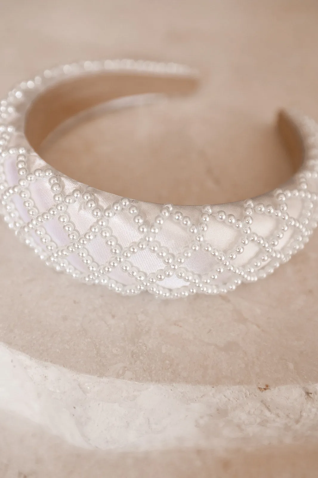 Aurora - Classic Style Pearl Bridal Headband